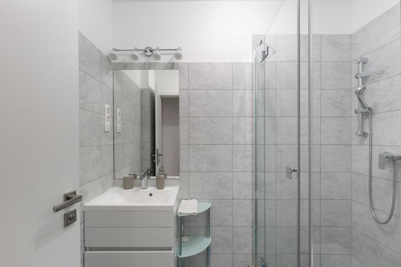 Cozy 3-bedroom In The Heart Of Budapest