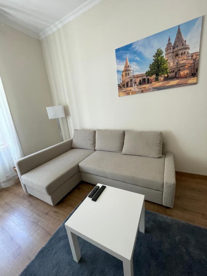 Casa De Várfok Apartamento *