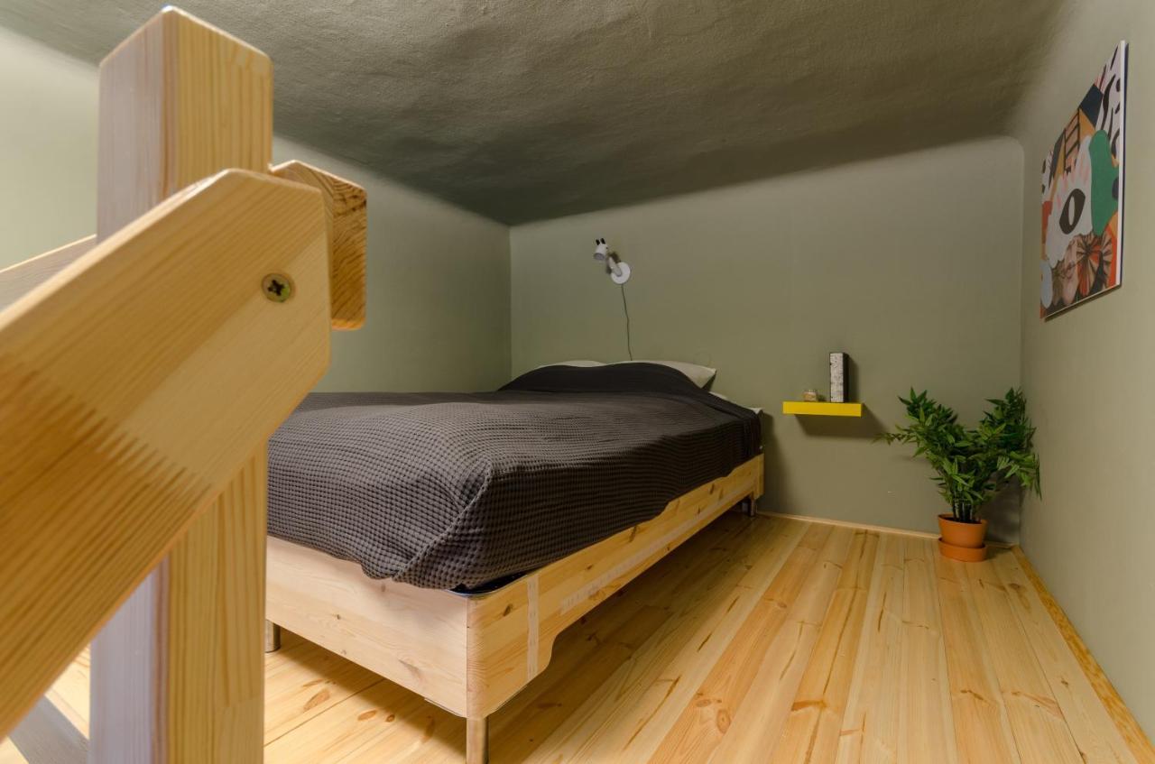 In Centre A16 Apartment *