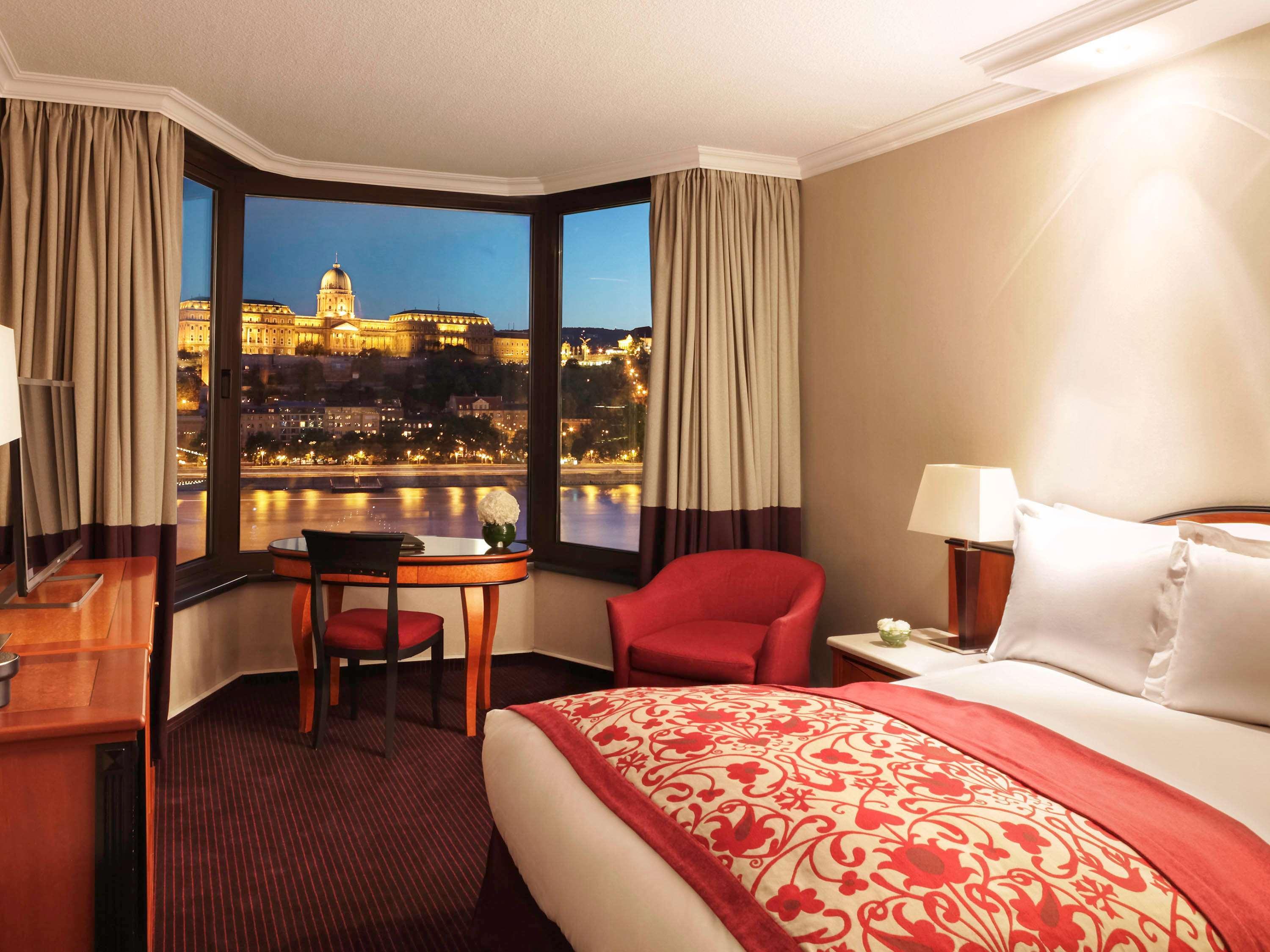 Szálloda Sofitel Chain Bridge 5*
