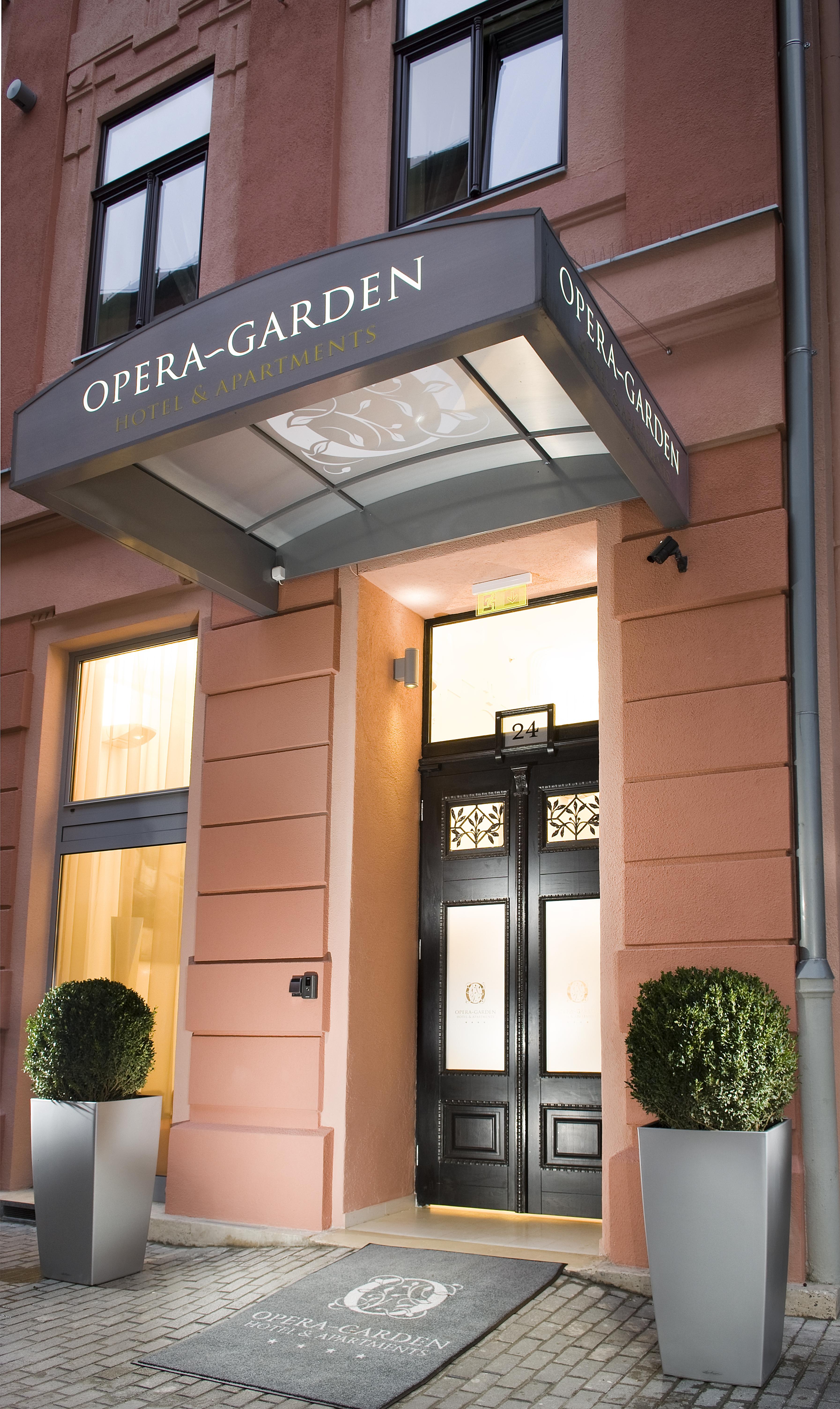 Opera Garden & 4* Budapest