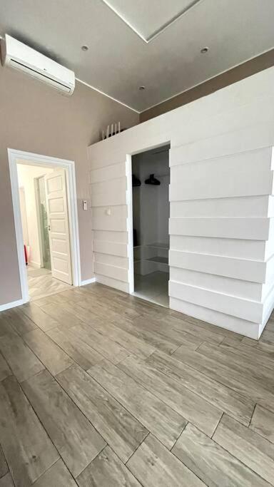 Renovated And Spacious Two-bedroom In Budapest