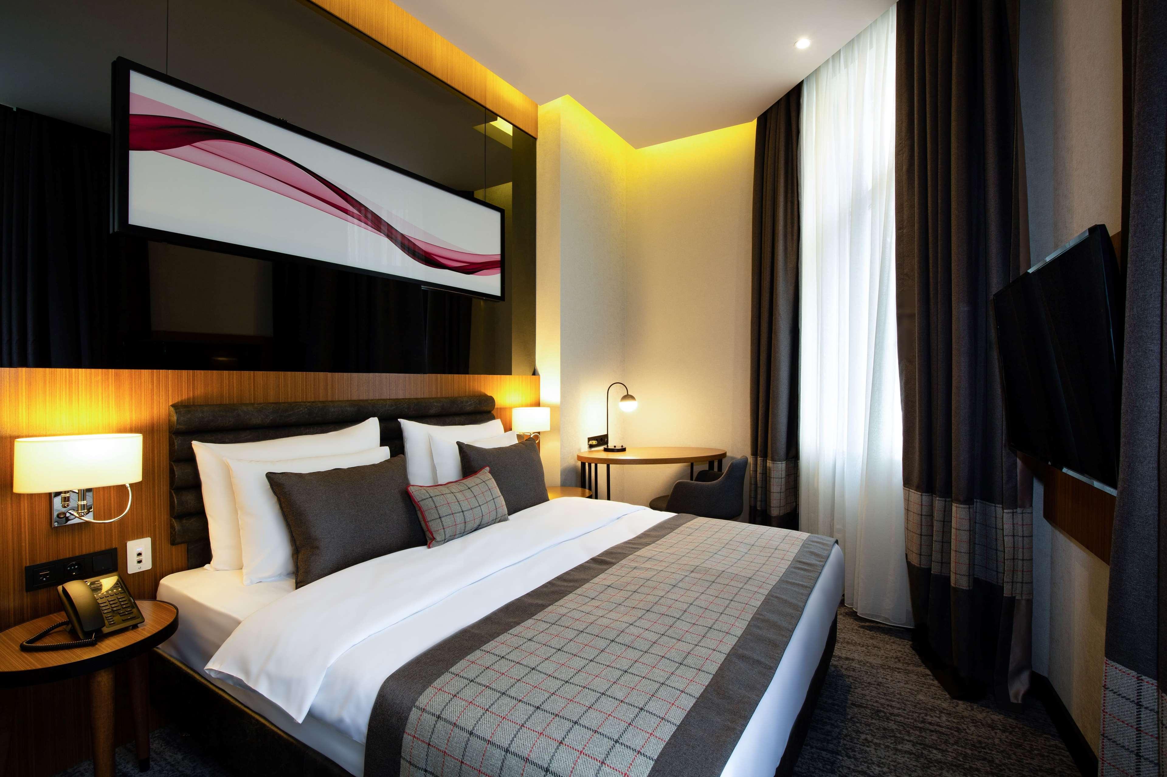 Hotel Ramada By Wyndham Center Budapest