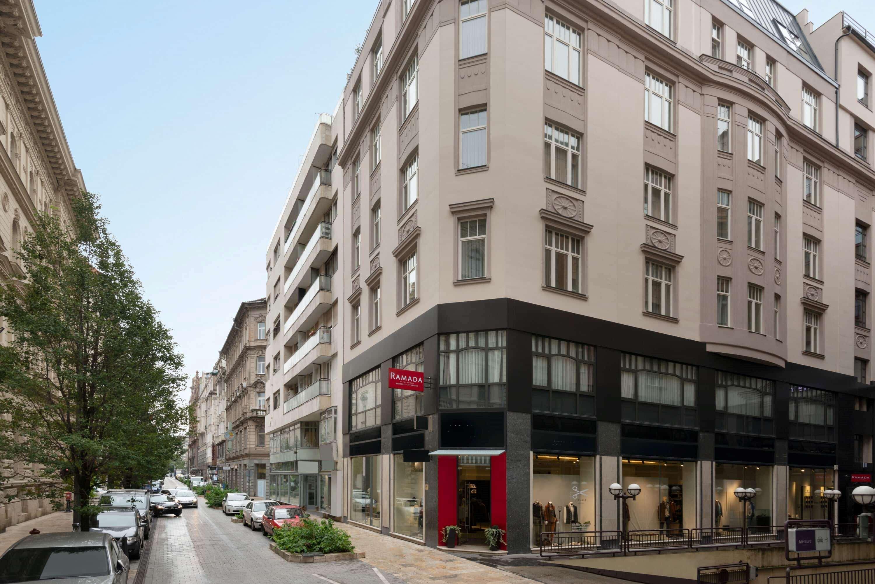 Ramada By Wyndham Center 4*