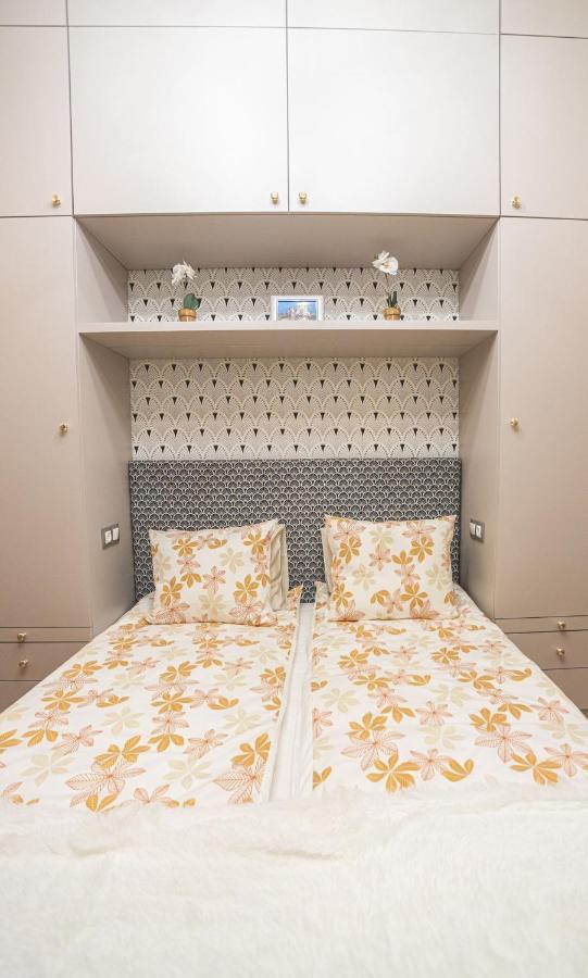 Luxury Gold 2 Bedroom Budapest