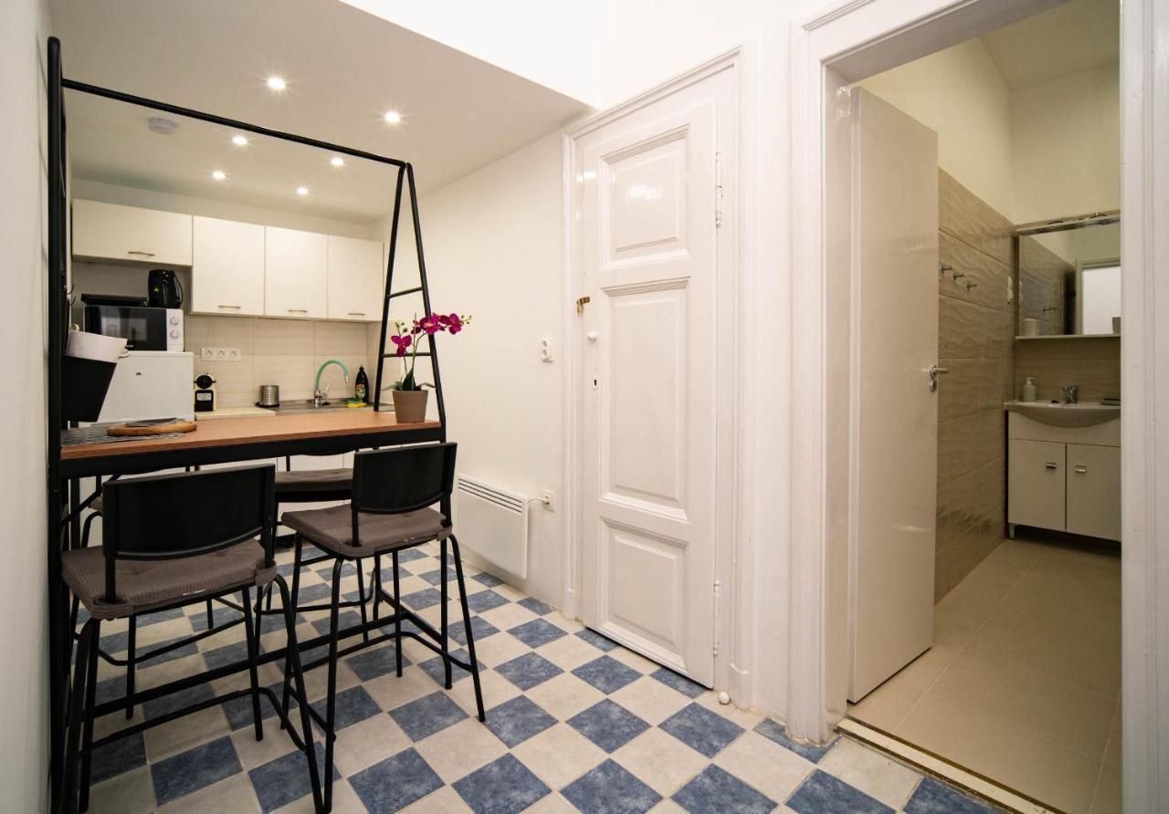 Free Parking! Linden Apartment, Ac, Smart Tv, Wifi Apartmán