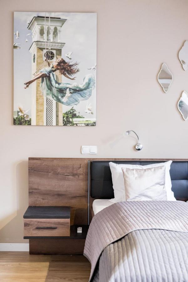 Appartement Sunny And Penthouse With Private Garage Boedapest