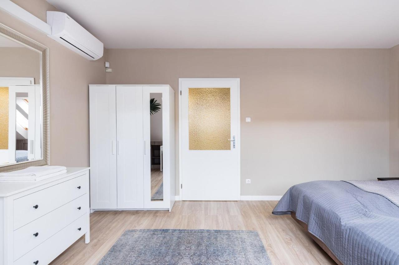 Appartement Sunny And Penthouse With Private Garage