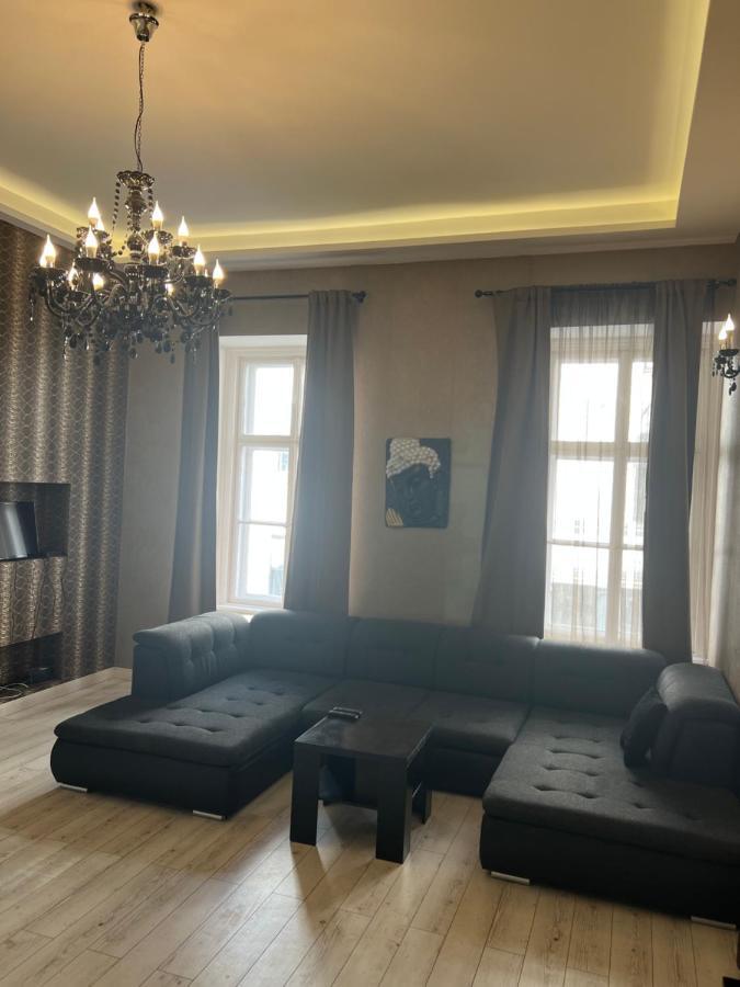Apartment Cathedral Luxury Budapest