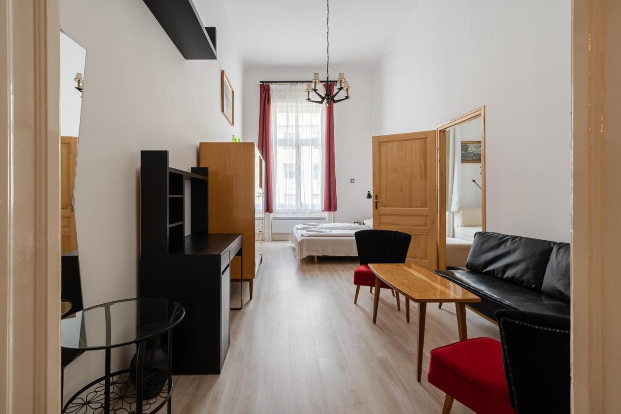 Retro Rebel Mode Apartment Budapest