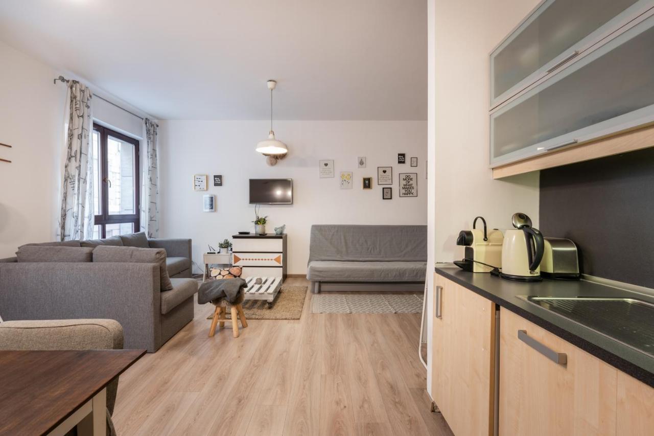 King Care With A/c Apartment