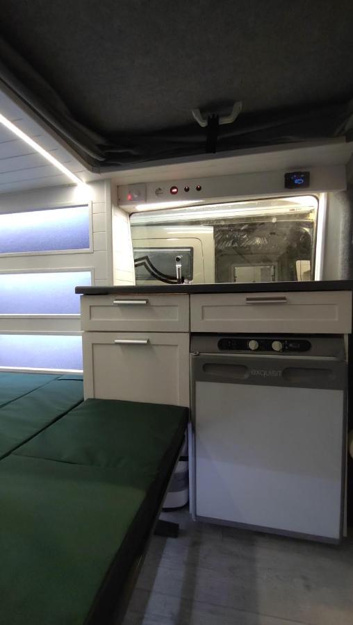 Vip Caravan Motorhome - Lakoauto * Budapest