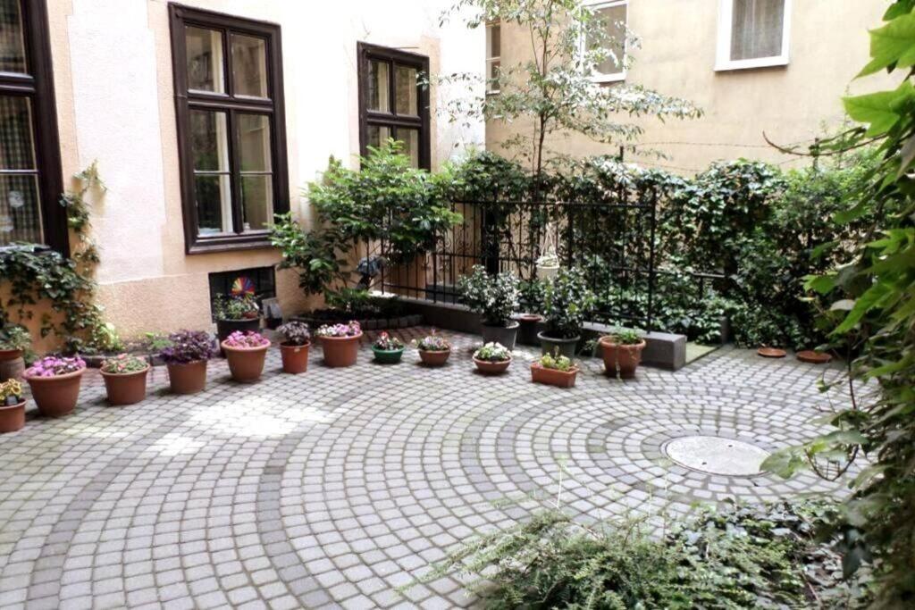 Park Danubes View Market Budapest