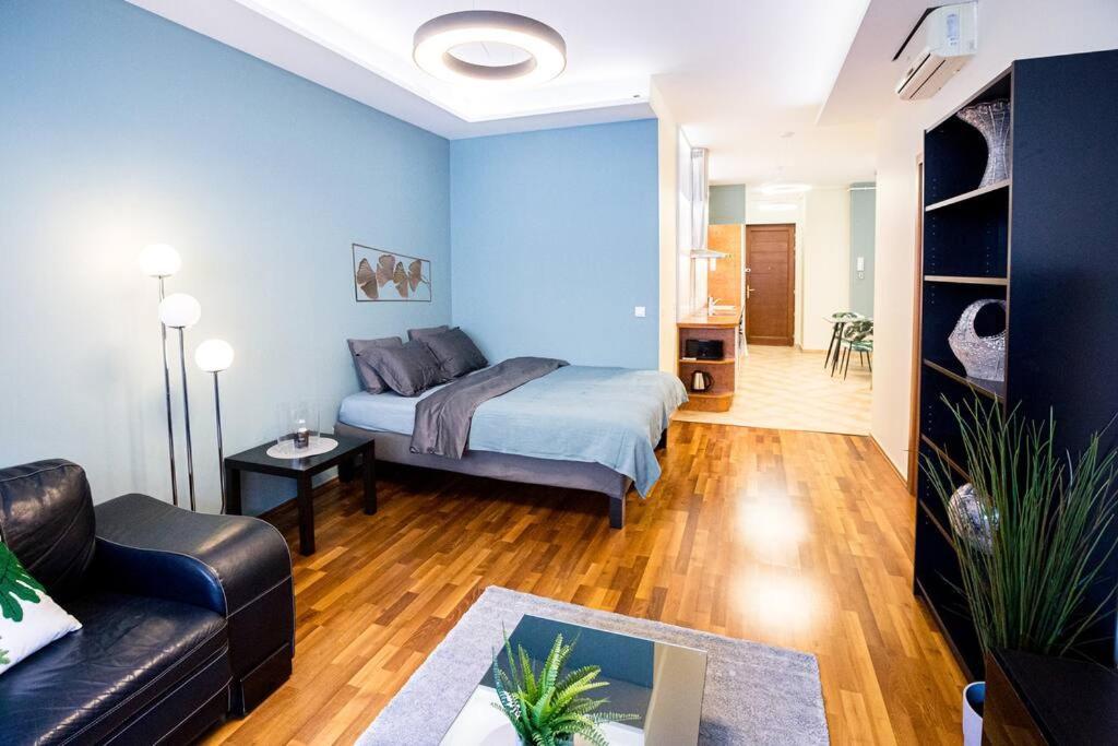 Apartment Urban Jungle In The Citycenter