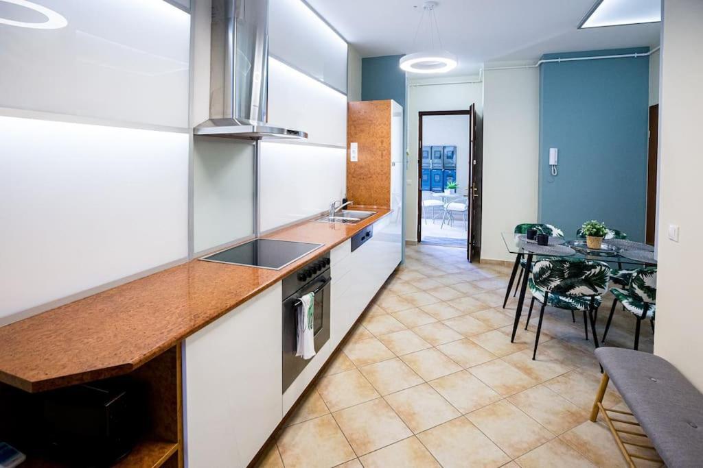 Apartment Urban Jungle In The Citycenter Budapest