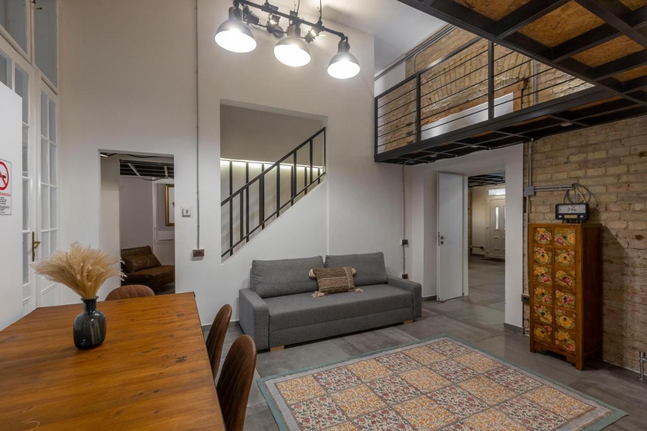 The Address Loft 22ppl Apartment Budapest