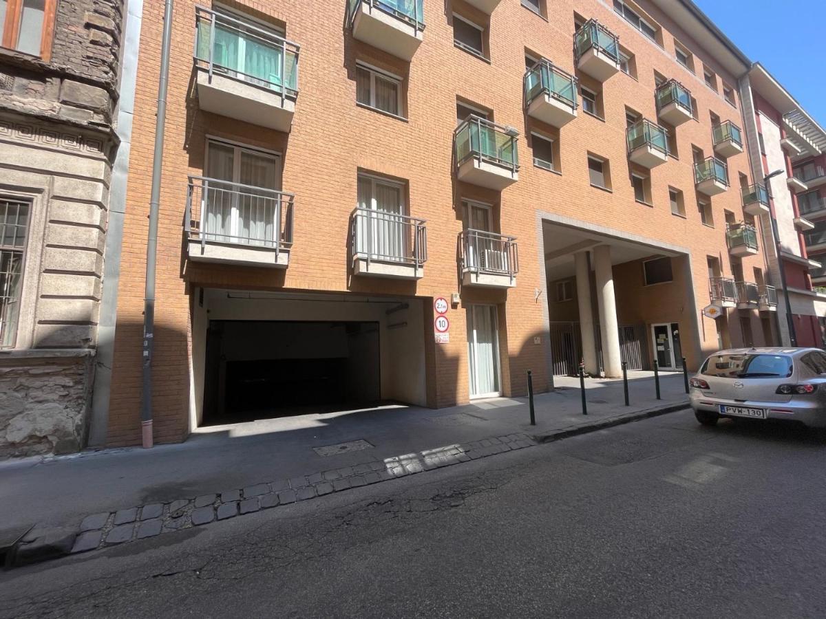 Prtr W/ Free Parking Apartamento *