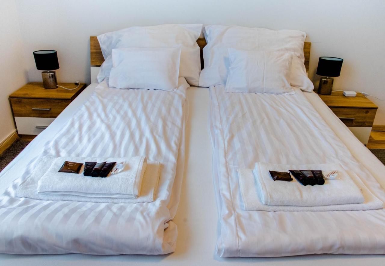 Molnar Cozy Center Retreat For 2 Ac & Perfect Location! Budapest