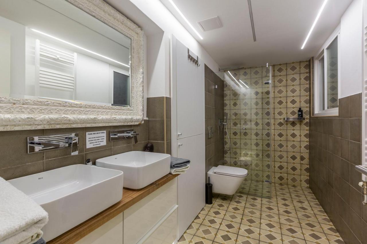 The Address Loft 22ppl Apartment Budapest