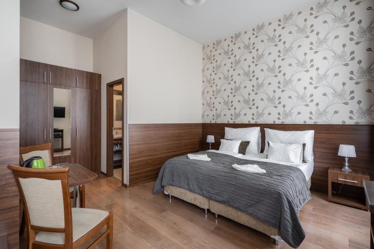 Elit Boutique Rooms- Location by bqa Budapest