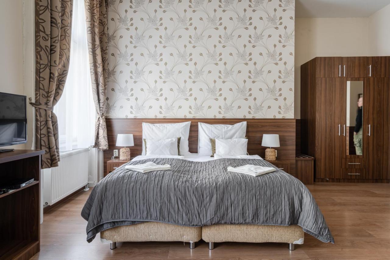 Elit Boutique Rooms- Location by bqa * Budapest
