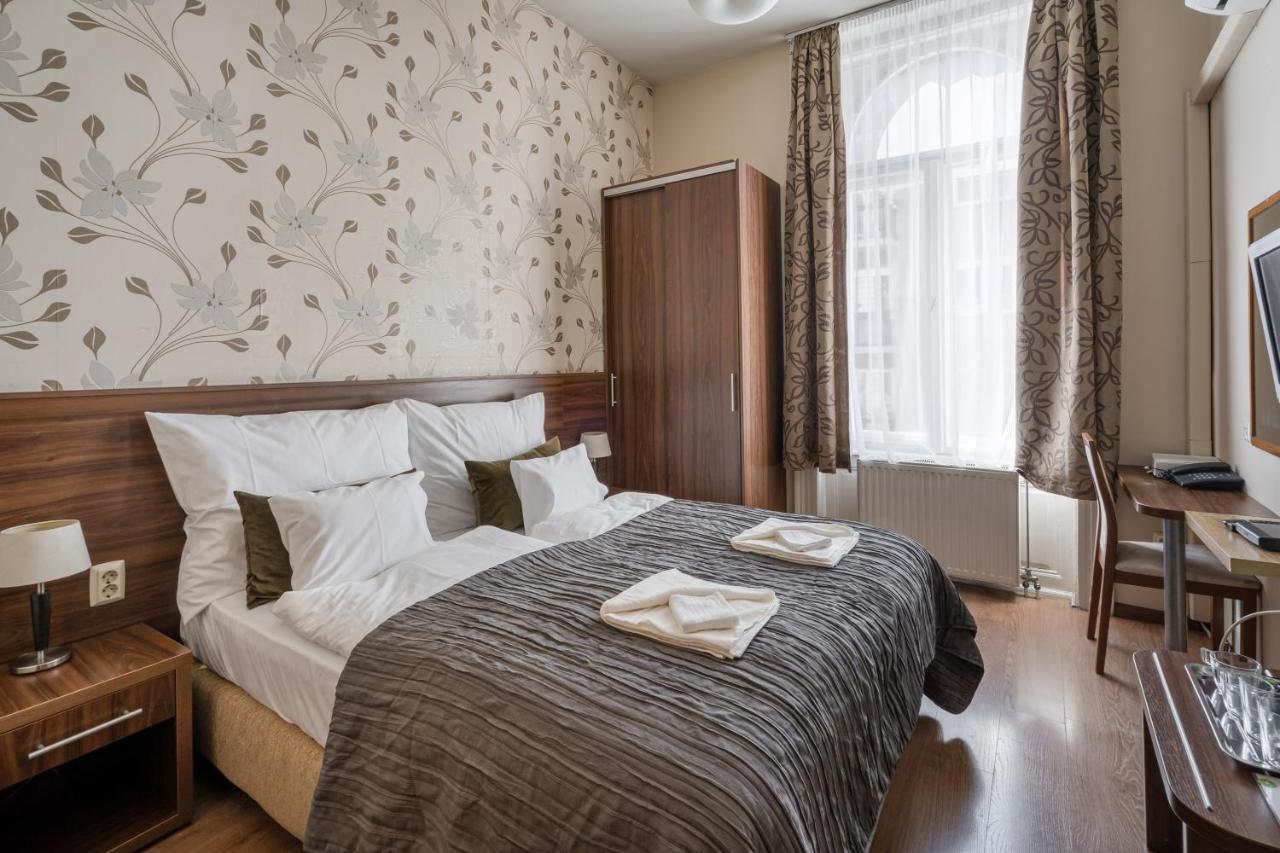 Elit Boutique Rooms- Location by bqa *