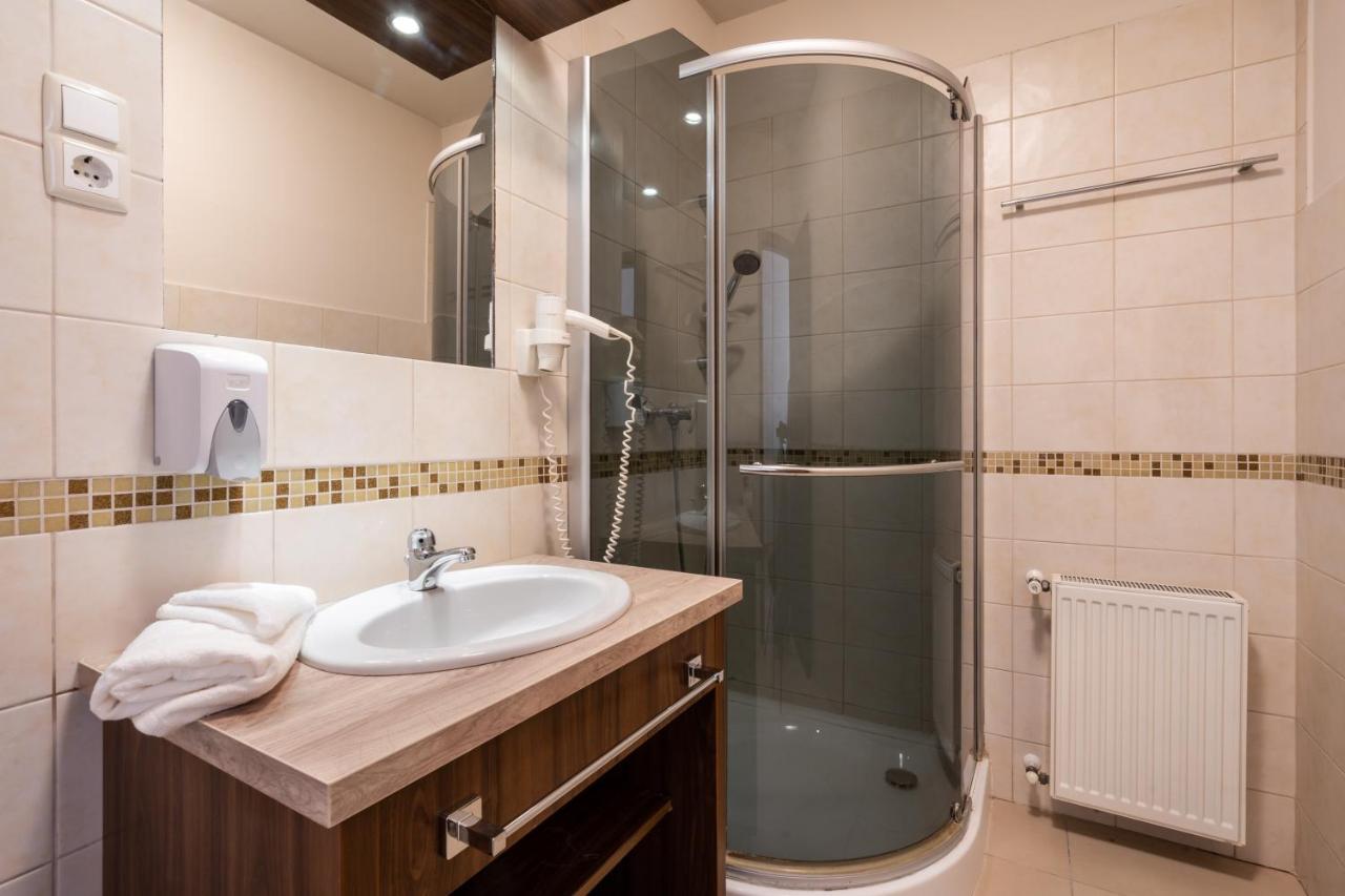Elit Boutique Rooms- Location by bqa Hotel