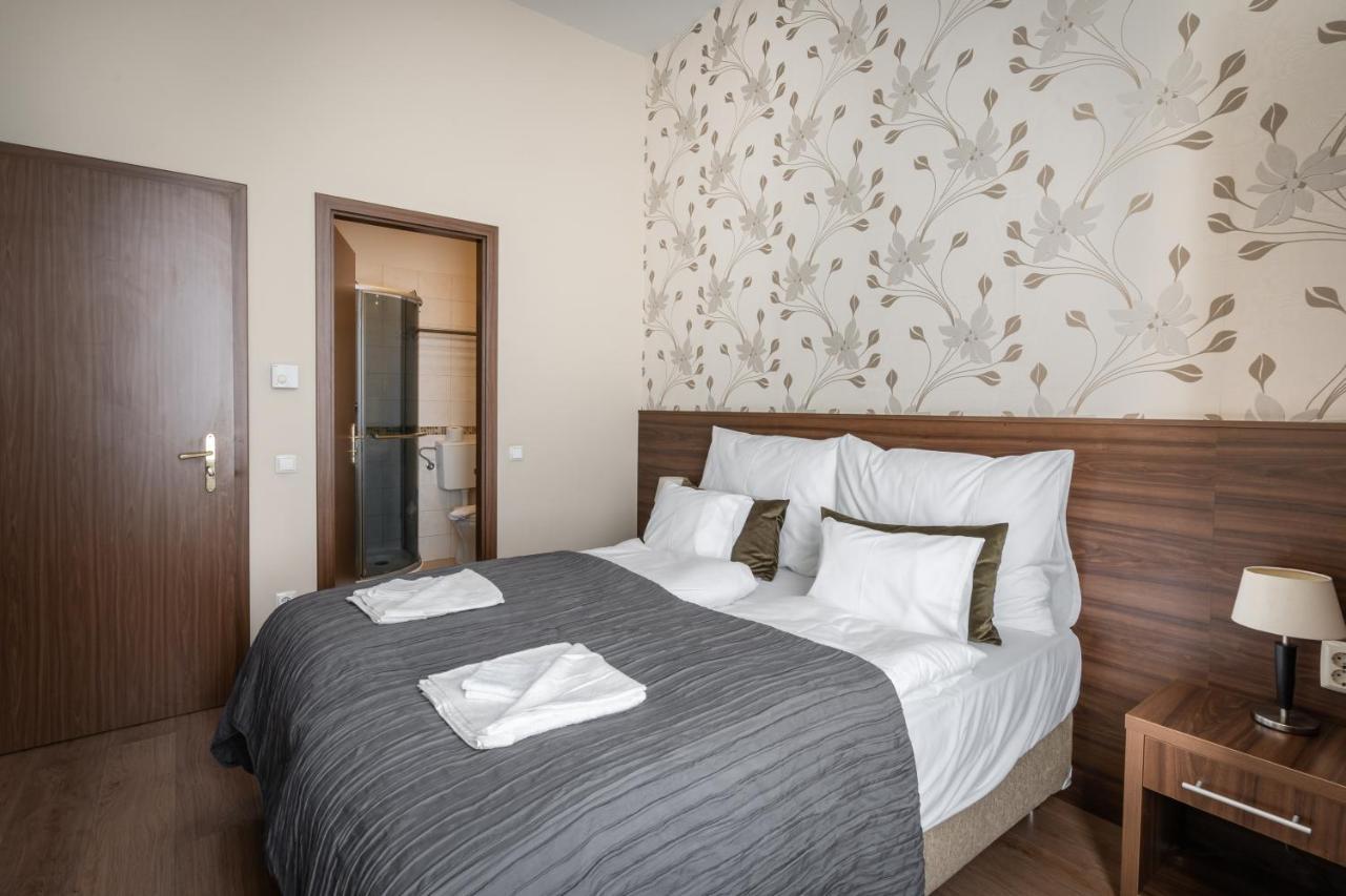 Elit Boutique Rooms- Location by bqa *