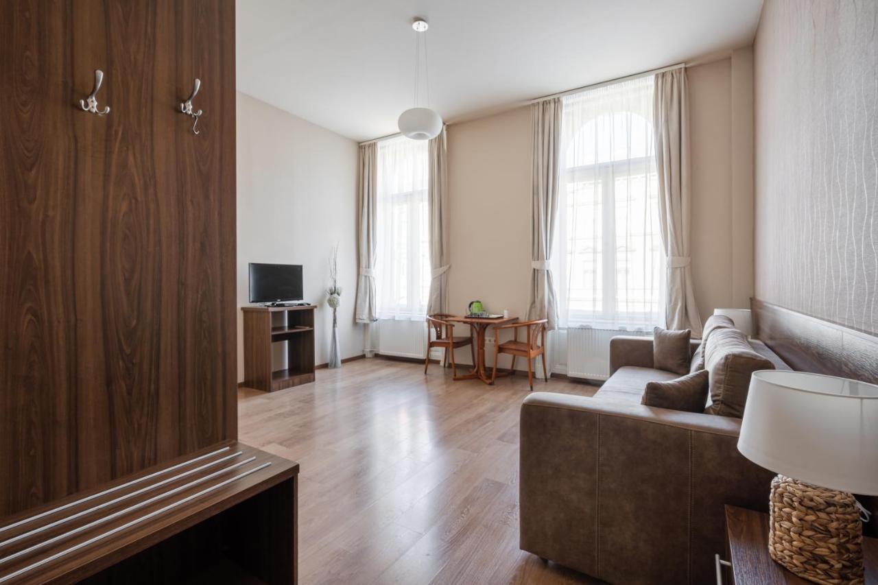 Elit Boutique Rooms- Location by bqa Budapest