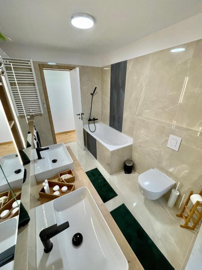 Centropolitan Penthouse #jacuzzi #freeparking Apartamento Budapest