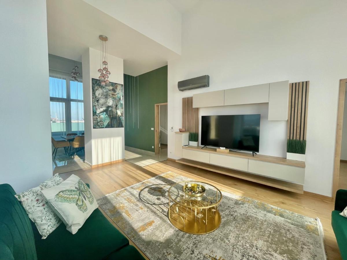 Centropolitan Penthouse #jacuzzi #freeparking