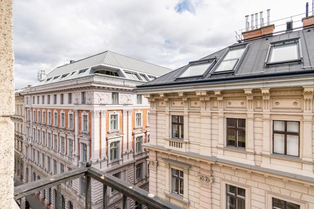 Basilica Apartament *
