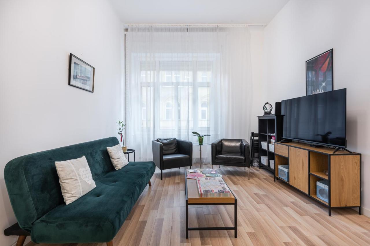 Delta Curve Apartment Budapest