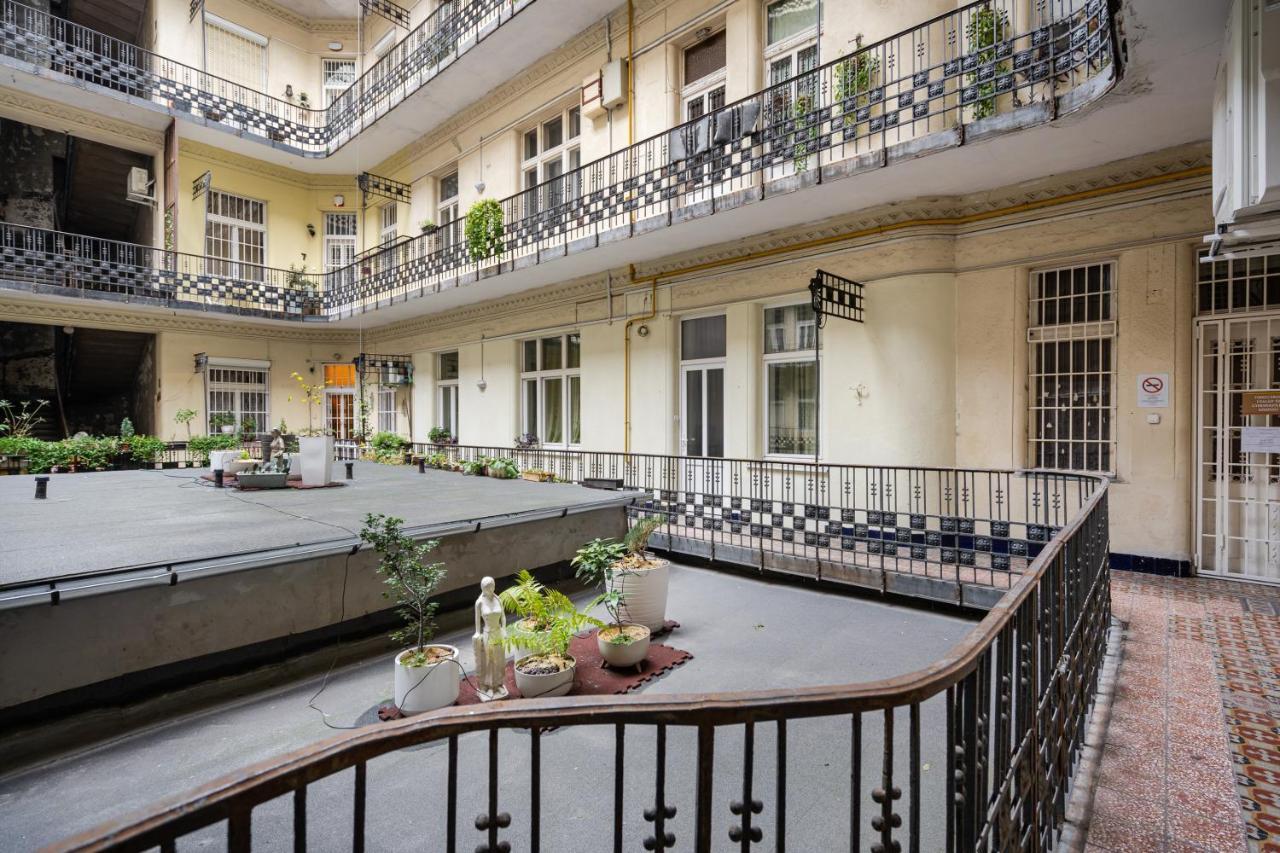 Apartment Delta Curve Budapest