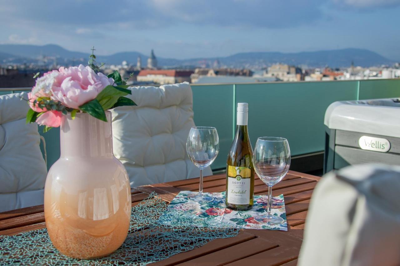 Centropolitan Penthouse #jacuzzi #freeparking Apartamento Budapest