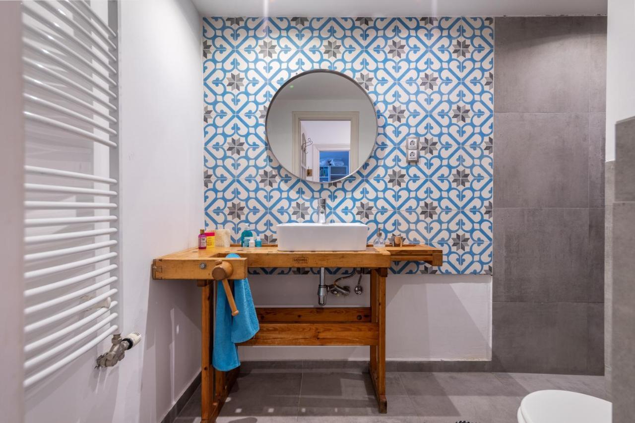 Classic Elegance With Synagogue View By Astoria Apartment *