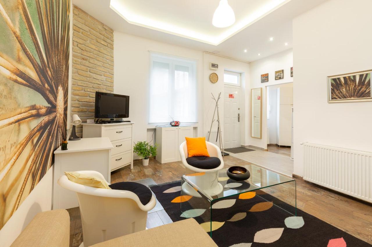 K13 Klauzal Apartment