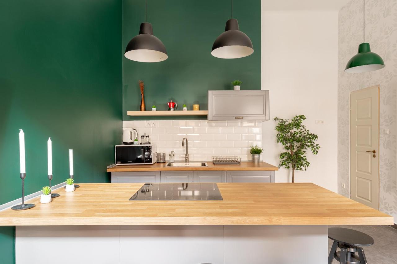 D63 Dohany Apartman