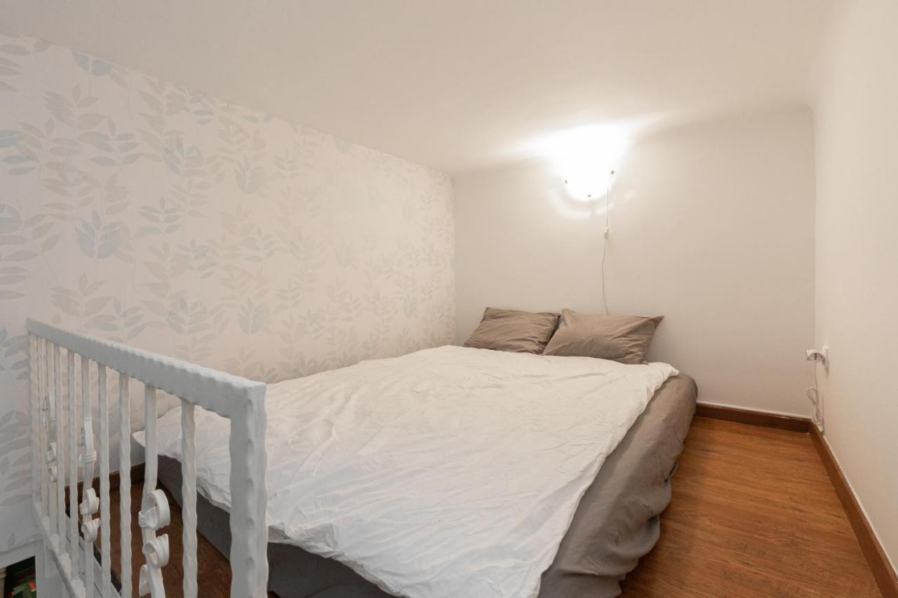 D63 Dohany Apartman *