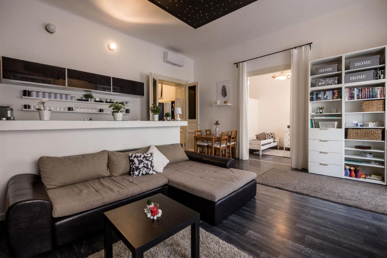 Lejlighed Spacious Almassy