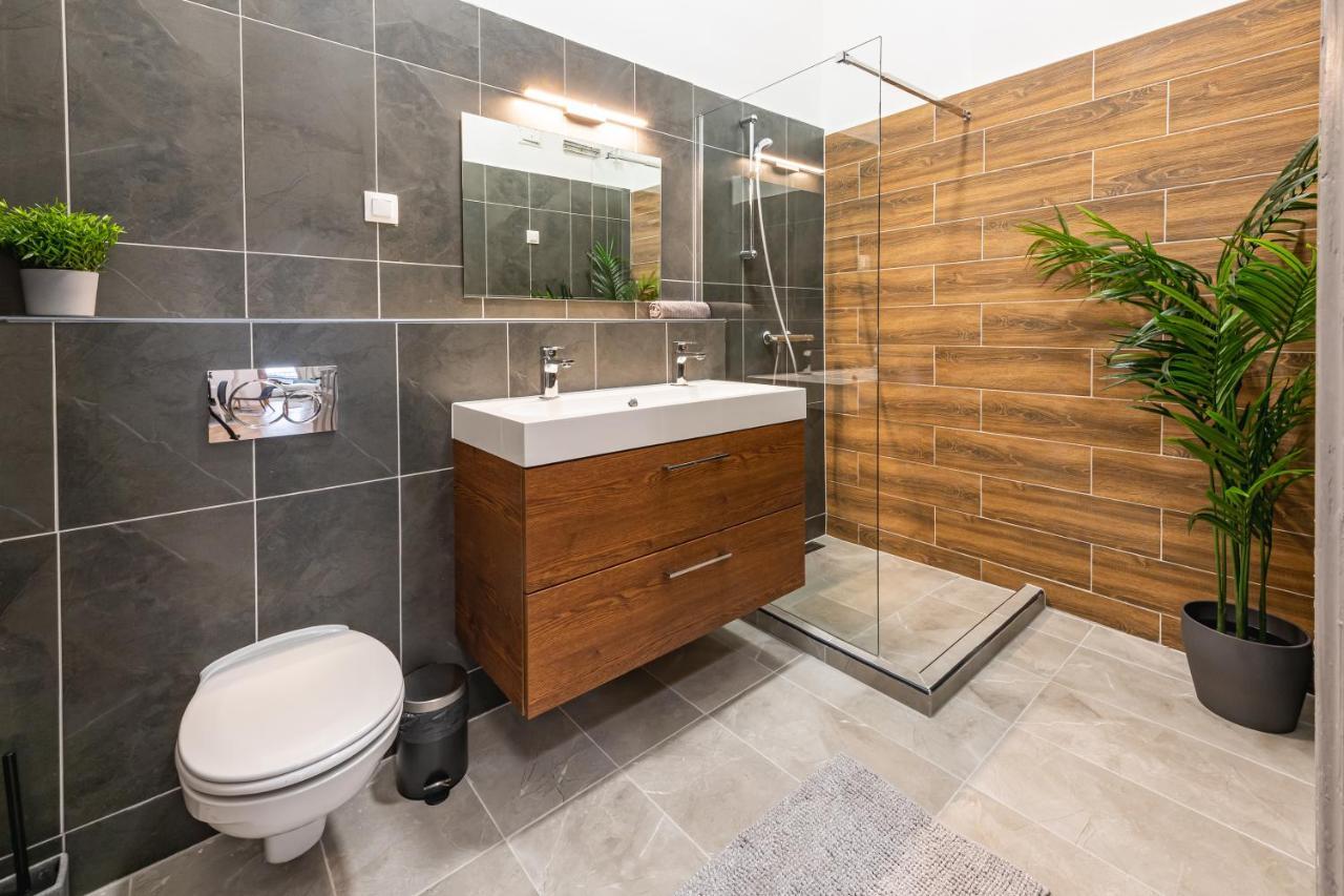 Deluxe Kazincy In The Heart Of Budapest