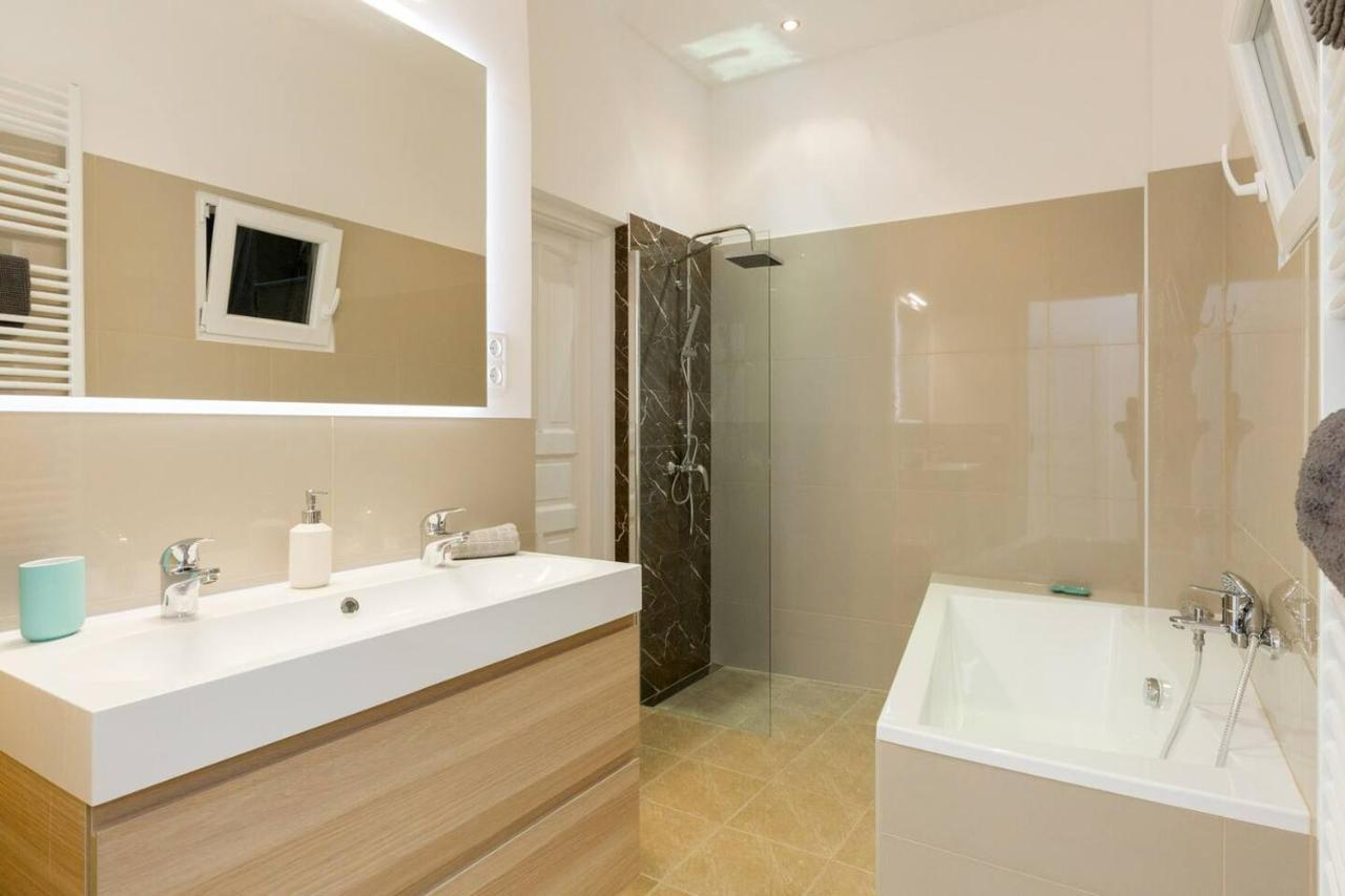 Apartament Kresz Geza 29 Westend Station 2 Bedrooms+living Ac Budapeszt