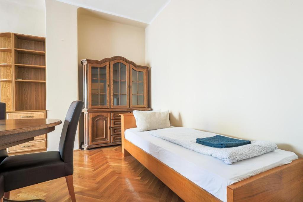 Downtown Vintage By Bella Appartement *