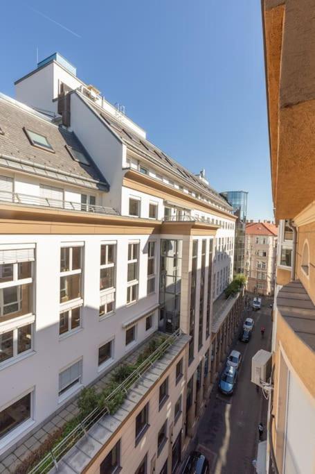 Apartament S22