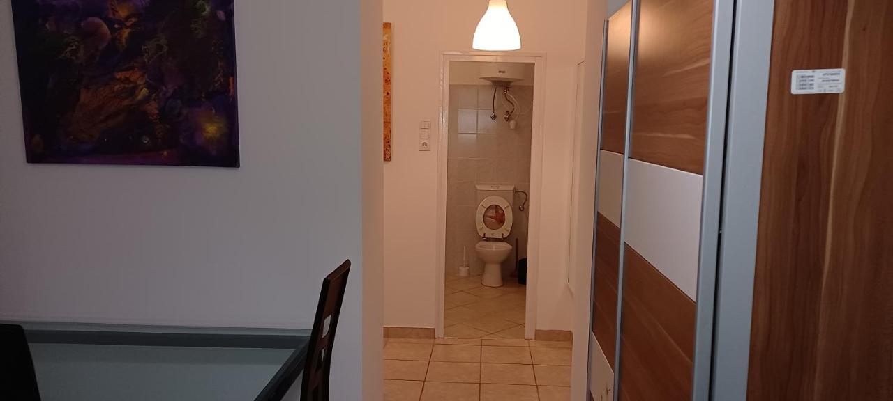 Apartamento 2 *