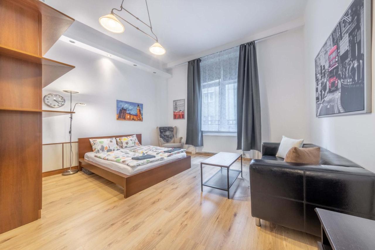 Anastasia 2 Bedrooms On Vaci Utca Apartment