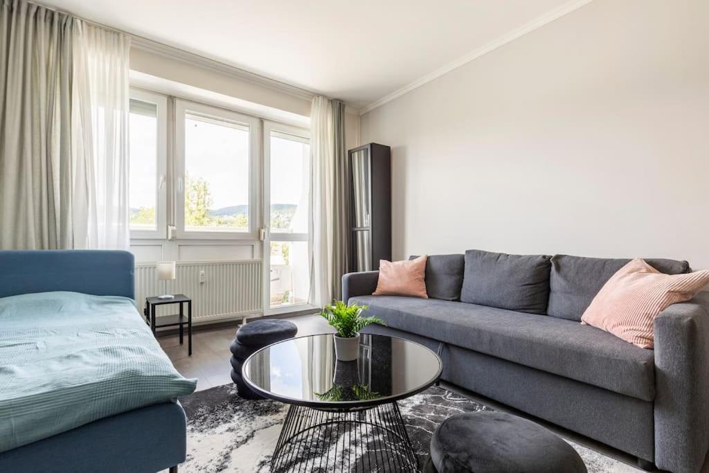 Apartment Lovely 1 Bedroom Flat - Gazdagret