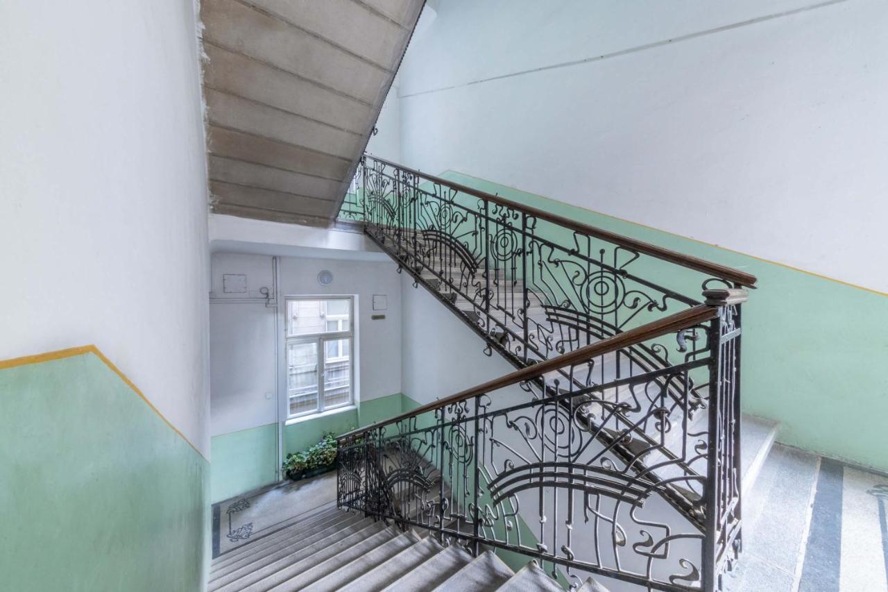 Anastasia 2 Bedrooms On Vaci Utca * Budapest