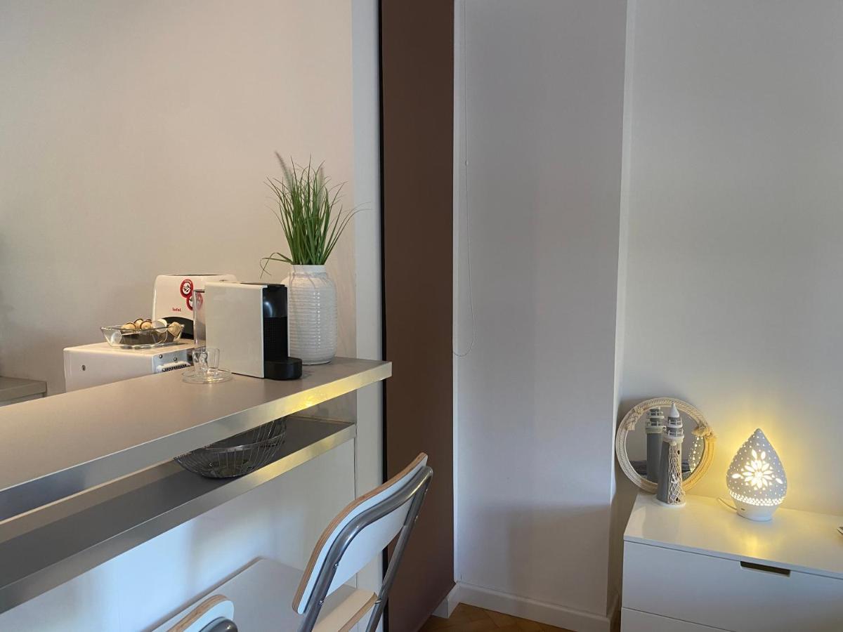 Blue Port In Ujlipotvaros With Free Parking Apartment