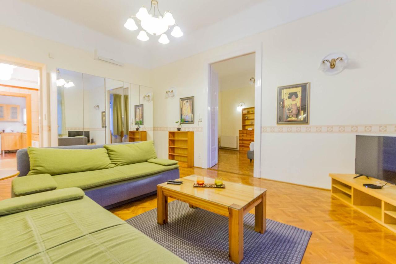 Friend Of Deak Ferenc Appartement Boedapest